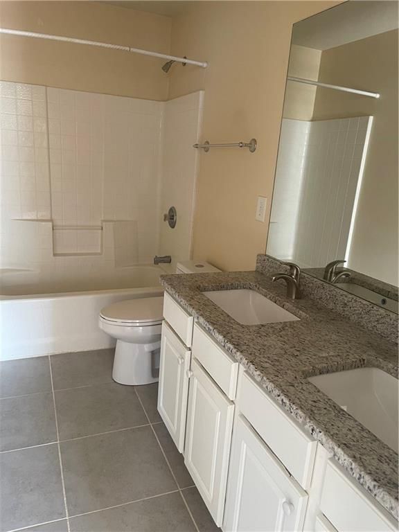 Building Photo - 1023 Cassina Ct SE