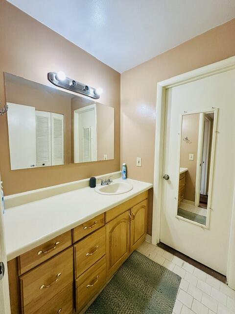Building Photo - 1209 Island Dr