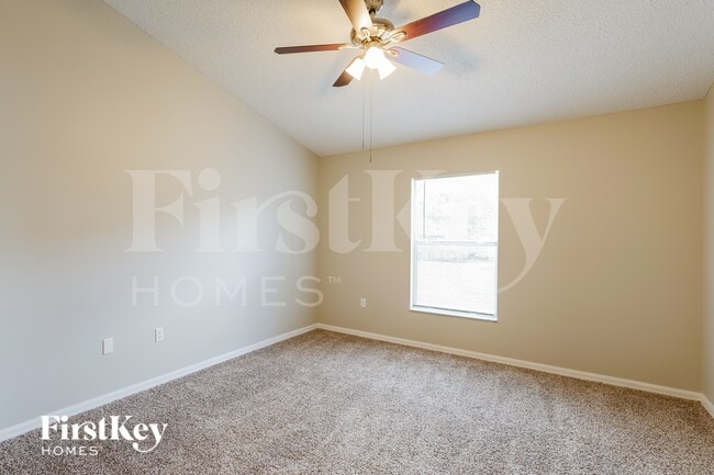 Building Photo - 6512 Viewpoint Ct