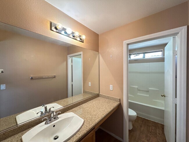Building Photo - BLUE DIAMOND RANCH