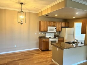Building Photo - Balboa Park Luxury Living