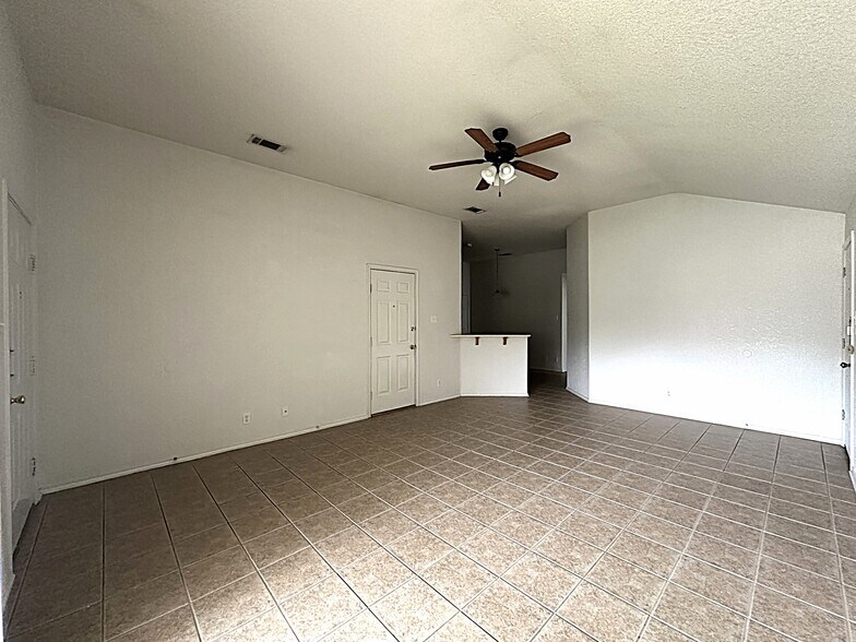 Building Photo - 210 Dale Earnhardt Dr