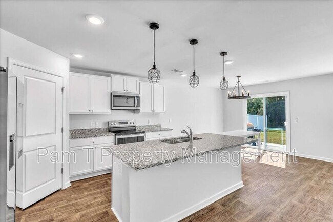 Building Photo - 512 Turpentine Trl