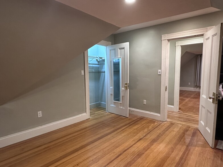 Bedroom 2.2 - 99 Union St