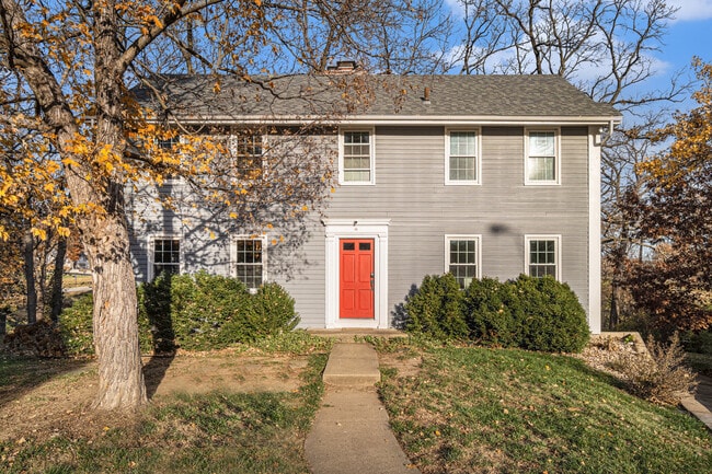 Building Photo - 715 NE 55th St