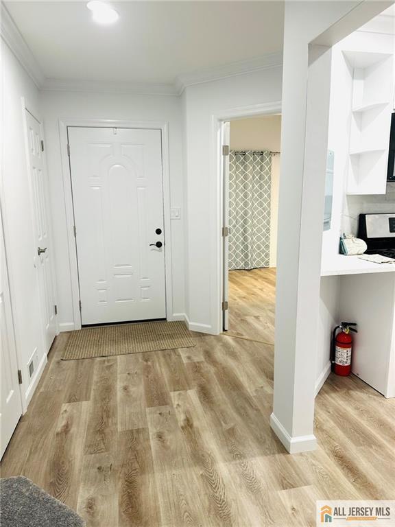 Building Photo - 16 Gerard Pl