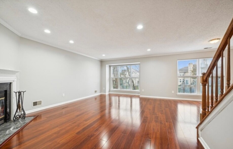 Building Photo - 3607 Riddle Ct