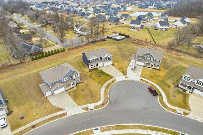 Building Photo - 7683 Fairwood Blvd