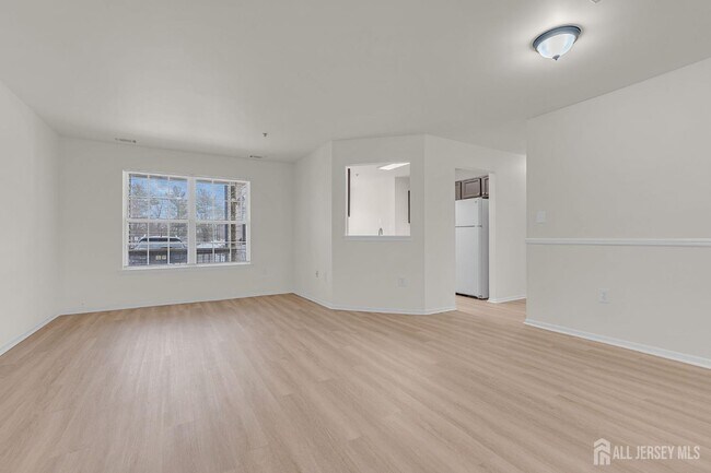 Building Photo - 12 High Pointe Way