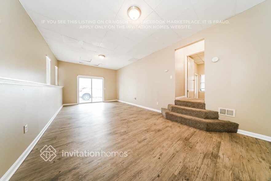 Building Photo - 6572 Oakwood Dr
