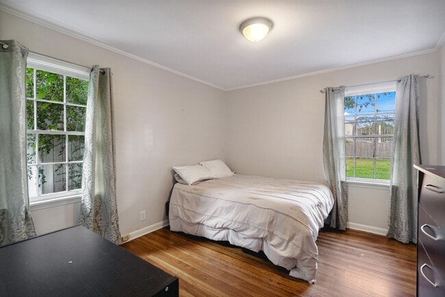 Building Photo - 5088 Helene Rd