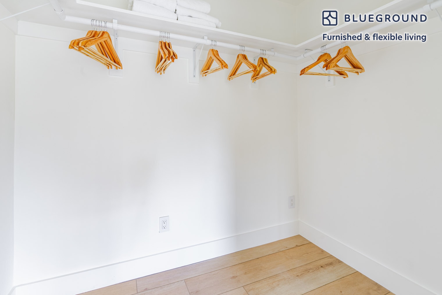 Building Photo - 6380 Westover Dr
