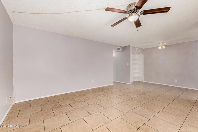 Building Photo - 11826 N 35th Ave