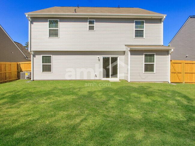 Building Photo - 1386 John Swann St
