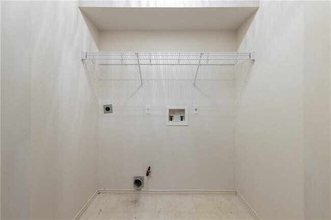 Building Photo - 1106 Fossil Cove