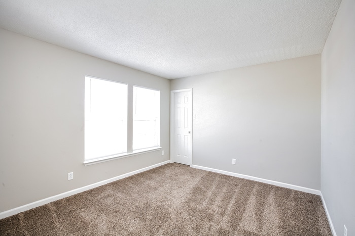 Building Photo - 6367 Eastern Range Rd