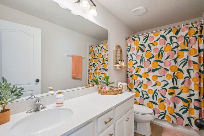 Building Photo - 1606 Chelsea Manor Cir