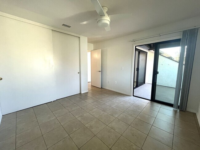 Building Photo - 2556 Ocean Cove Dr