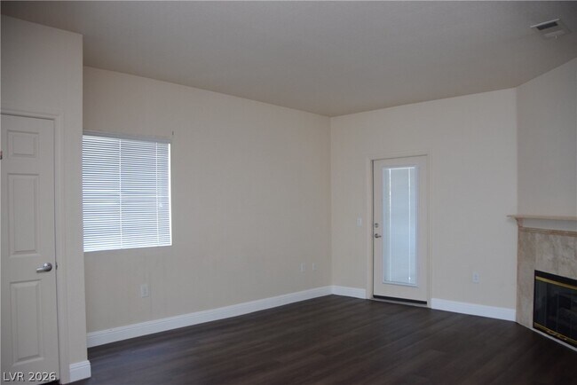 Building Photo - 5250 S Rainbow Blvd
