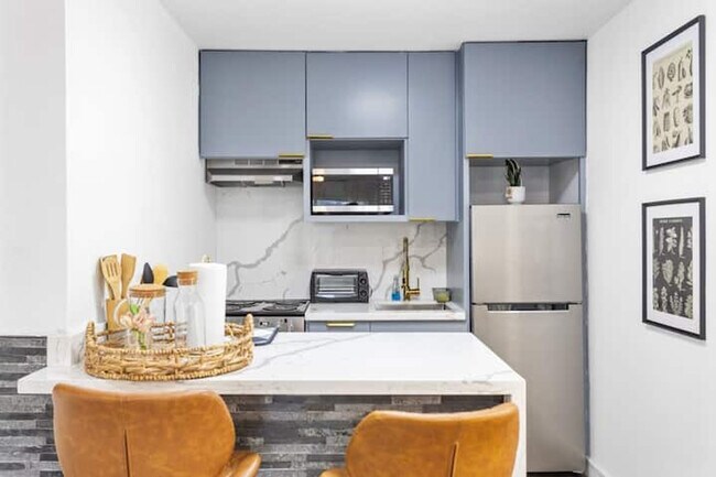 Building Photo - 2620 Arbor St