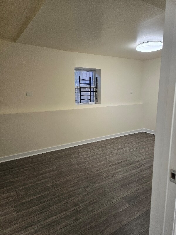 Building Photo - 1309 S Komensky Ave
