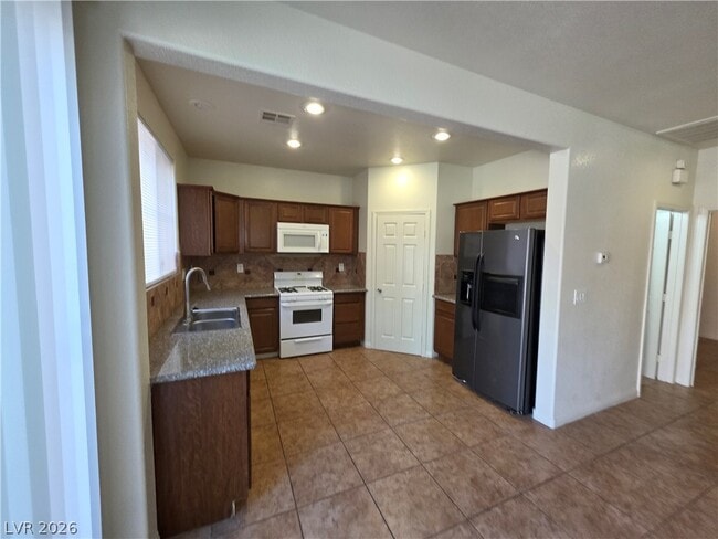 Building Photo - 5445 Indian Cedar Dr