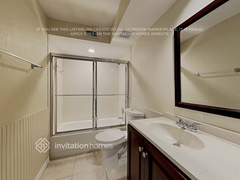 Building Photo - 10162 Aspen Way