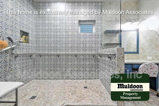 Building Photo - 13569 Park Meadows Dr