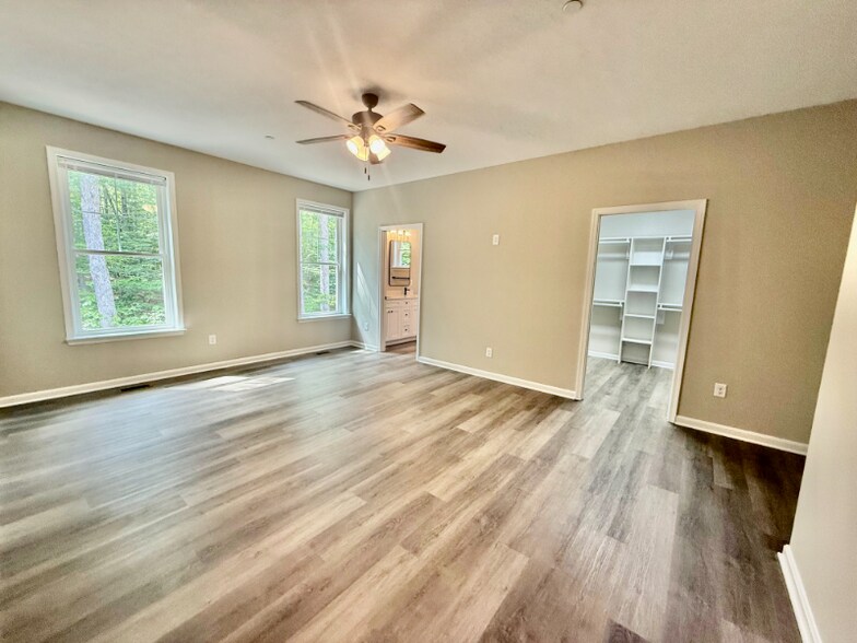Building Photo - 28987 Lockes Hill Rd