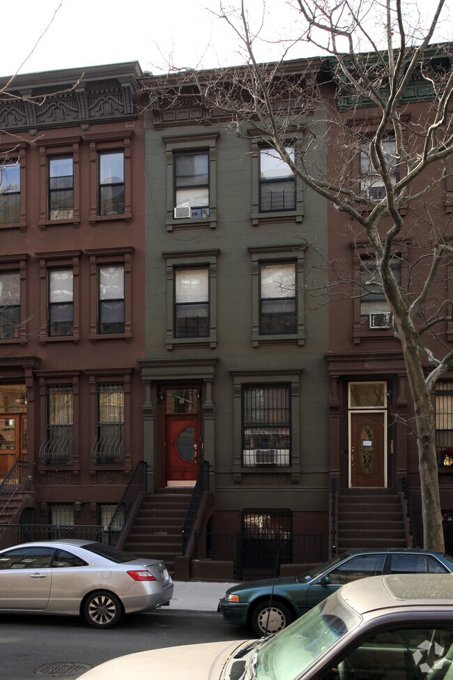 Building Photo - 266 W 132nd St