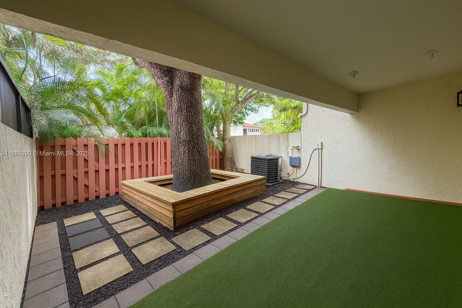 Building Photo - 7887 SW 105th Pl