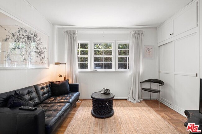 Building Photo - 2294 Mountain Oak Dr