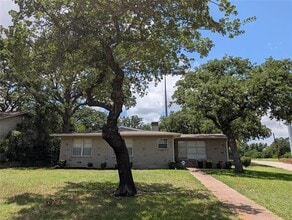Building Photo - 4800 Dunlap Dr