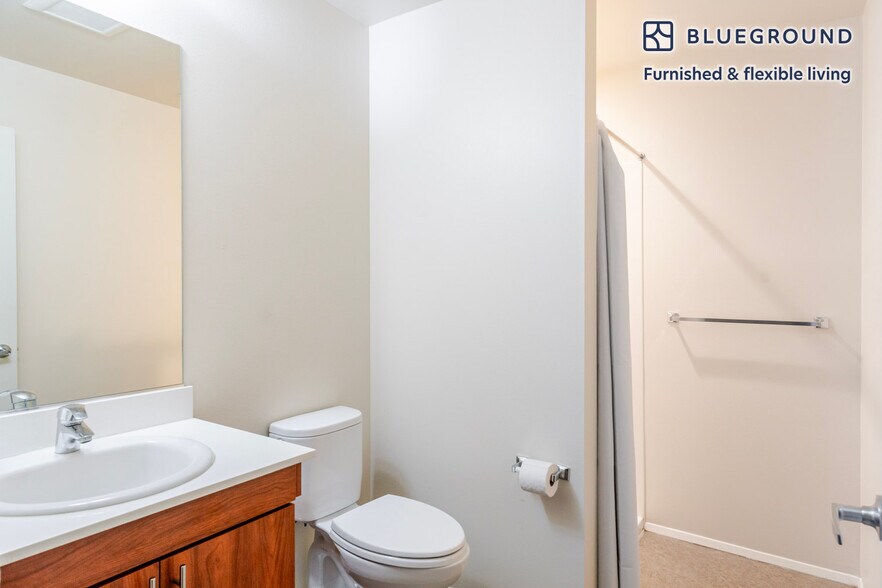 Building Photo - 4302 7th Ave NE