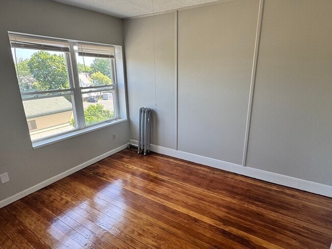 Building Photo - 430 Belmont Ave