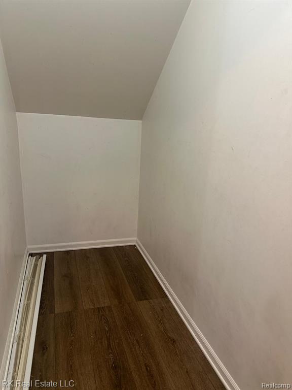 Building Photo - 3581 Reeves Dr