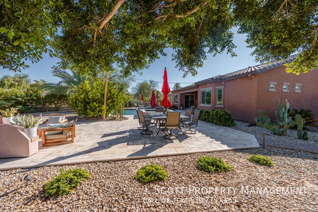 Building Photo - 15646 W Ashland Ave