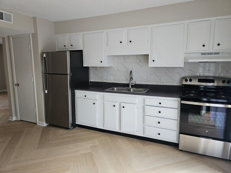 Primary Photo - Palomino Apartments