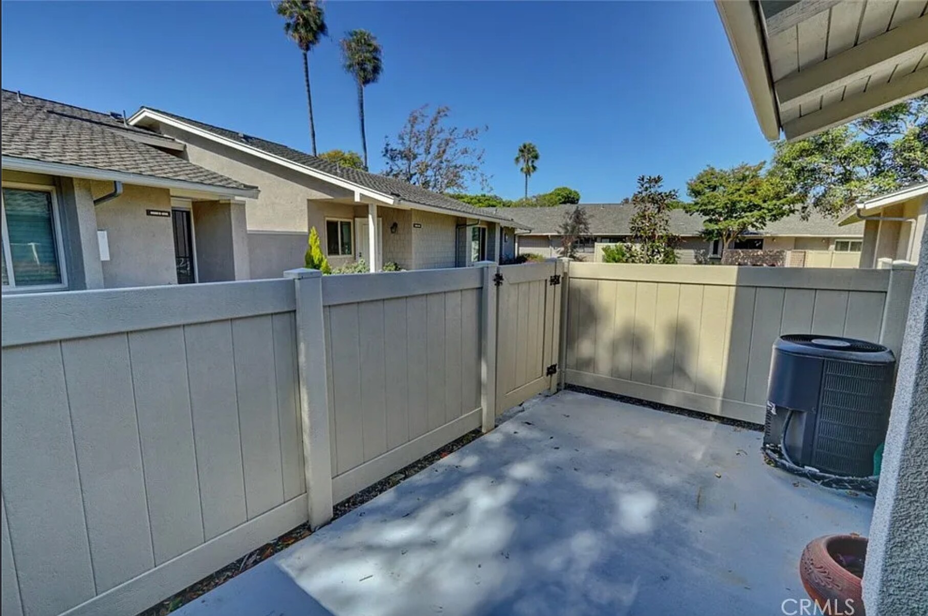 Building Photo - 8566 Larkhall Cir