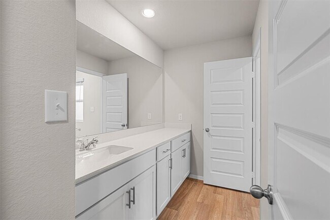 Building Photo - 2606 Derwent Dr