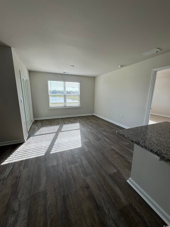 Building Photo - 403 Acosta Cir
