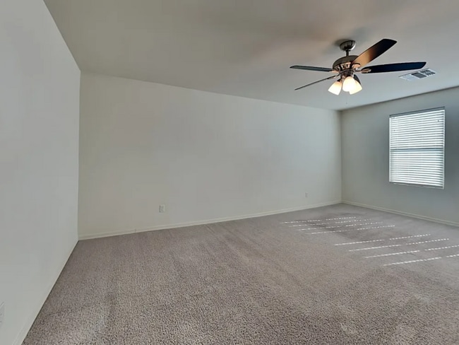 Building Photo - 19142 W Elm St