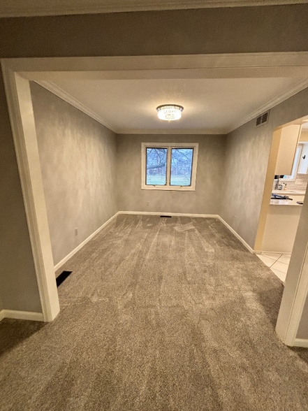 Building Photo - 5138 Hale Dr