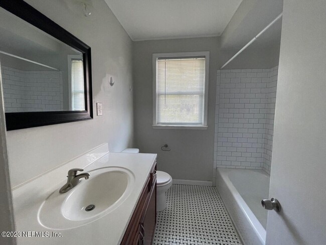Building Photo - 1274 Belmont Terrace