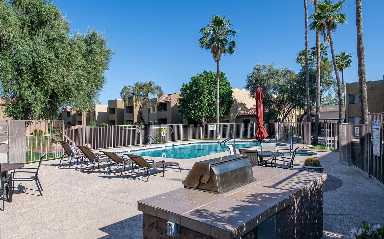 Building Photo - 5877 N Granite Reef Rd