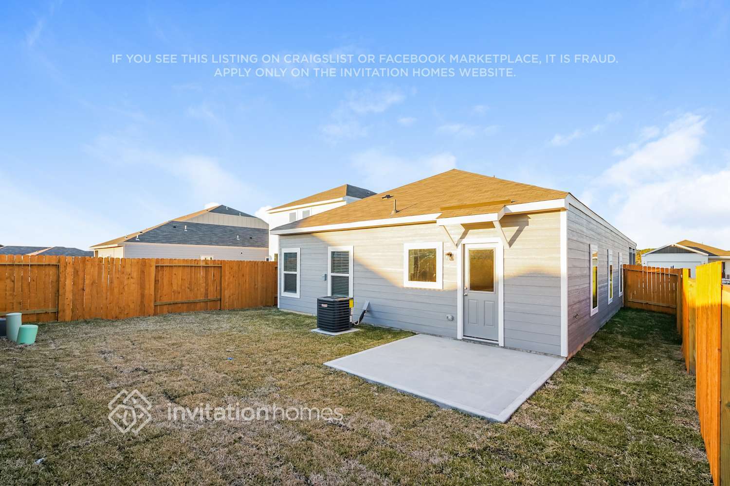 Building Photo - 8204 Burnt Orchid Dr