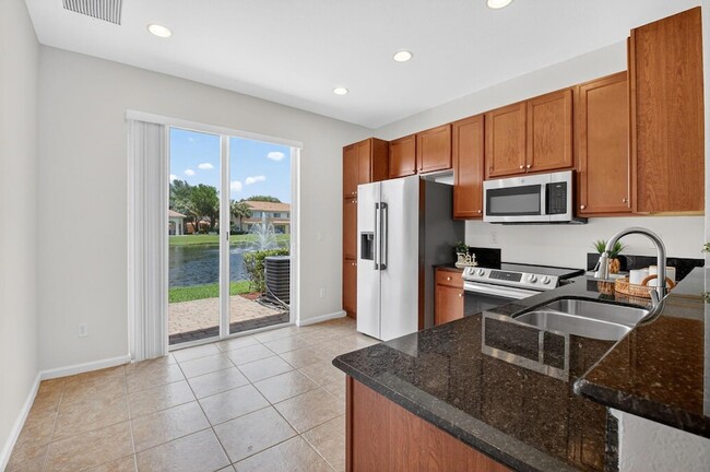 Building Photo - 7409 Sarentino Ln