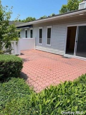 Building Photo - 613 Elton Ct W