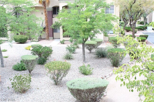 Building Photo - 7885 W Flamingo Rd