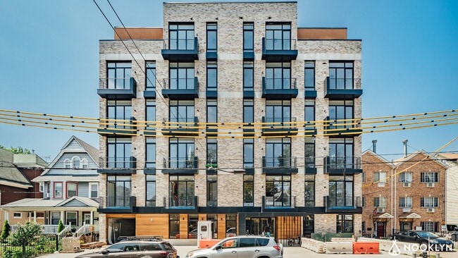 Building Photo - 1538 New York Ave